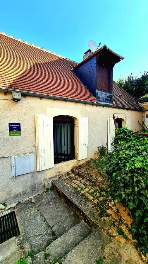 L'Insolite Bourges Luaran gambar