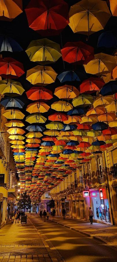 L'Insolite Bourges Luaran gambar